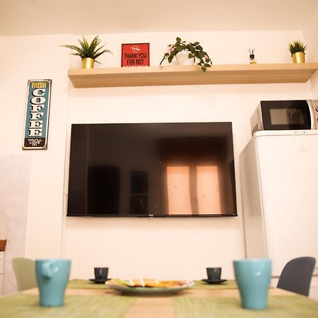 Free Parking & Wi-Fi 5 Min To Hospital Cisanello Apartment Pisa Exterior photo