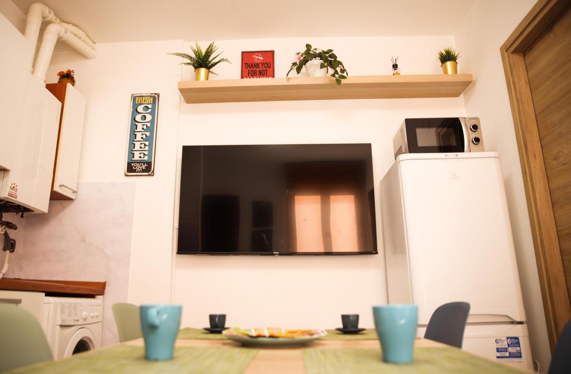 Free Parking & Wi-Fi 5 Min To Hospital Cisanello Apartment Pisa Exterior photo