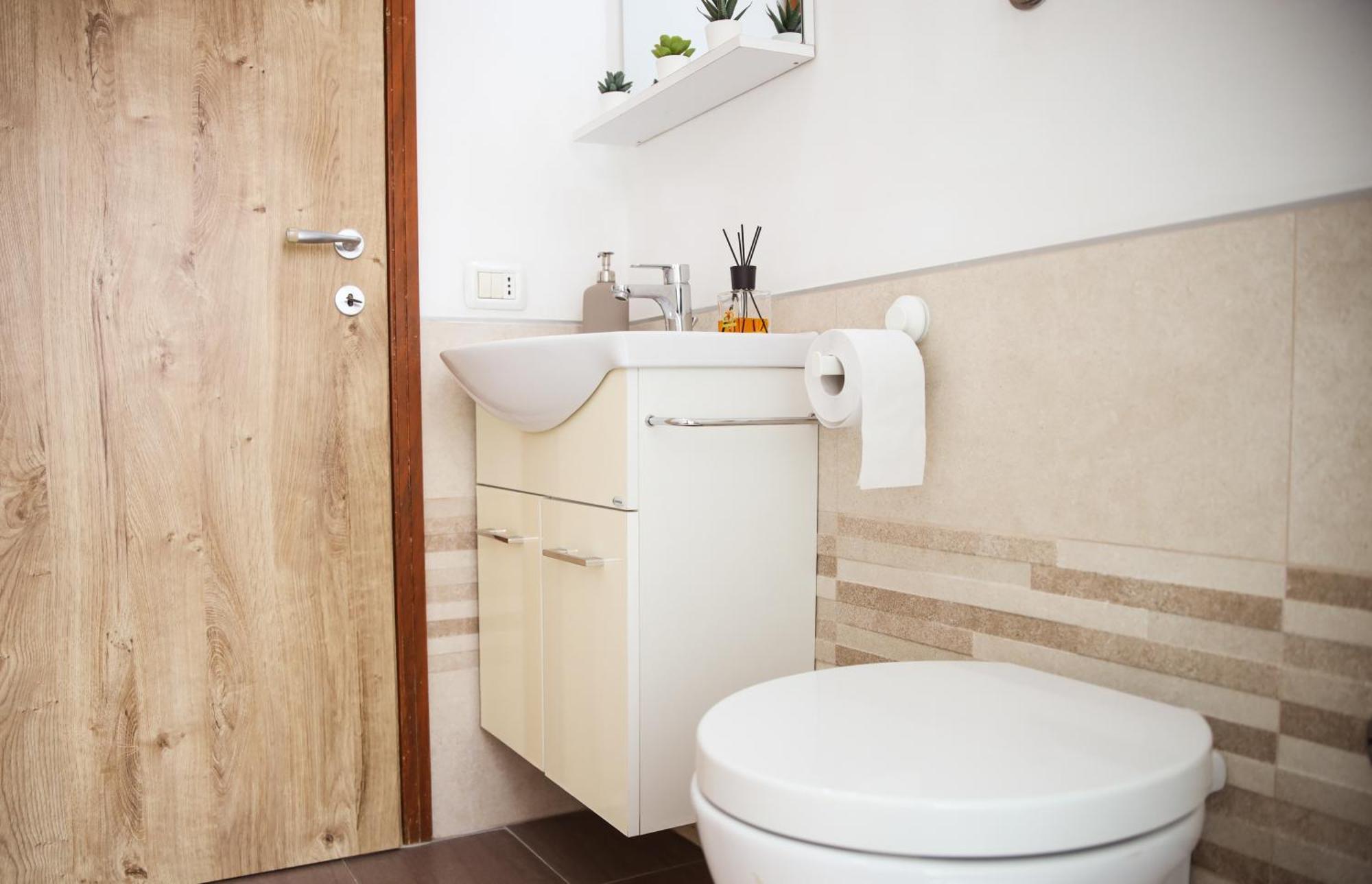 Free Parking & Wi-Fi 5 Min To Hospital Cisanello Apartment Pisa Exterior photo